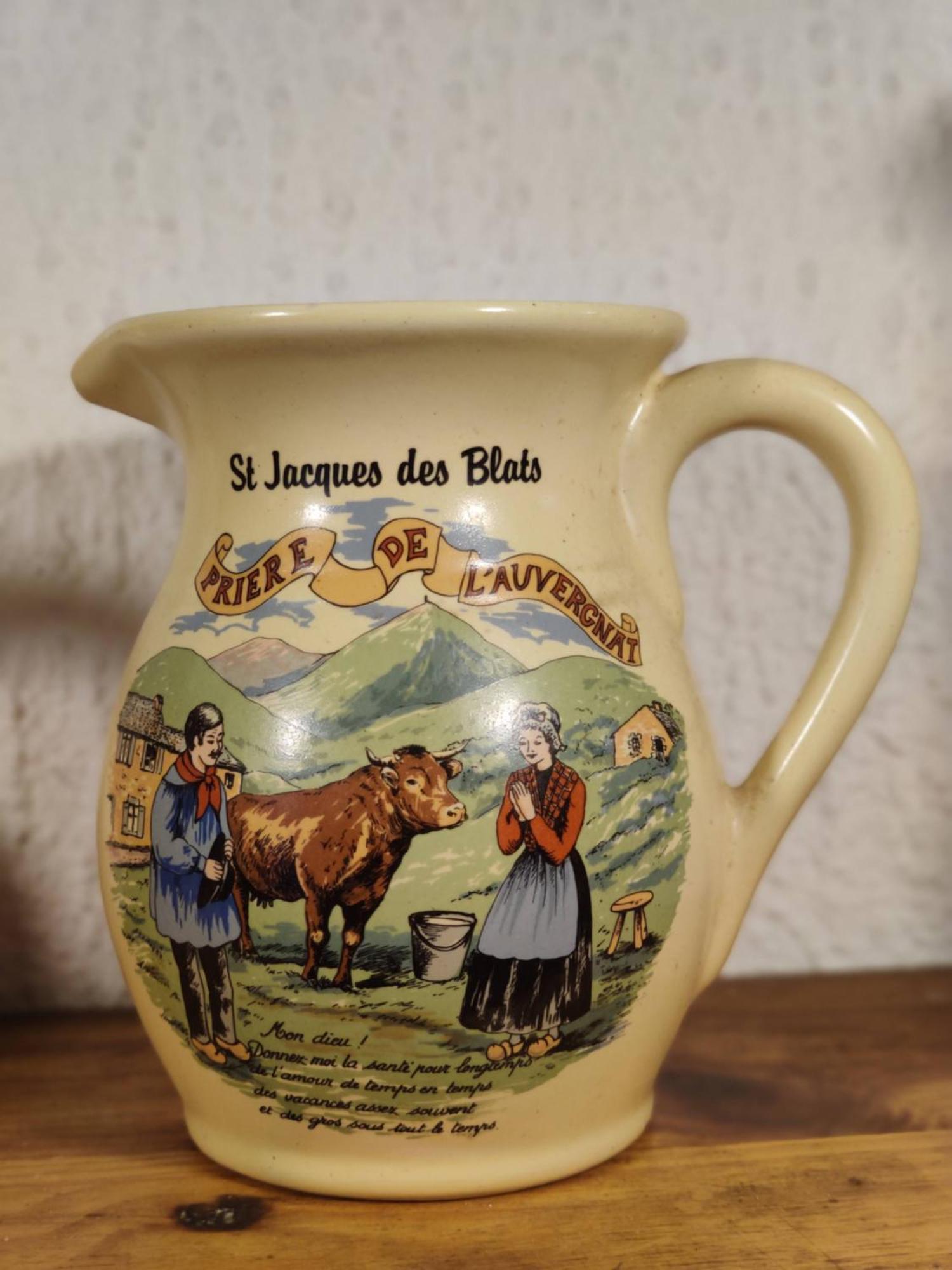 Maison Familiale Et Authentique Saint-Jacques-des-Blats Екстериор снимка